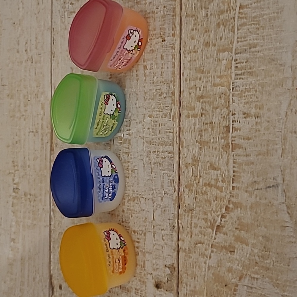 Hello kitty lip bundle